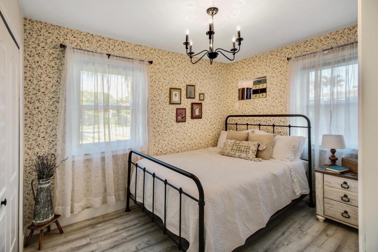 Private Heated Pool Oasis Pet-Friendly Retreat Short Or Long Stays Sleeps 2-8 Ppl Pompano Beach Exterior photo